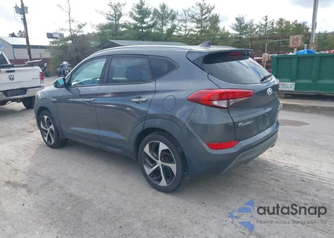 2016 Hyundai Tucson Limited z USA, uszkodzony, nr VIN KM8J3CA29GU159031
